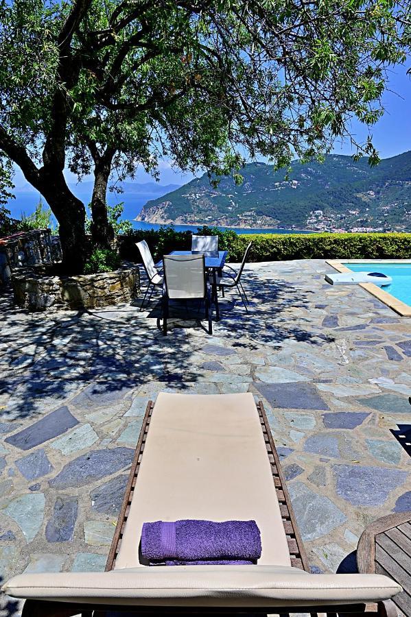 Erato Villa Skopelos Town Exterior photo